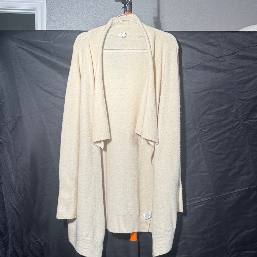 Cozy Cream Women's Cardigan